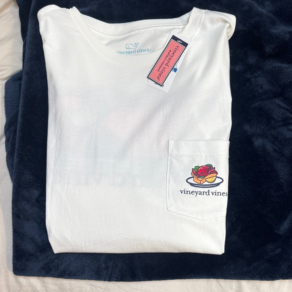 Vineyard Vines Cream Tee with Pocket Logo